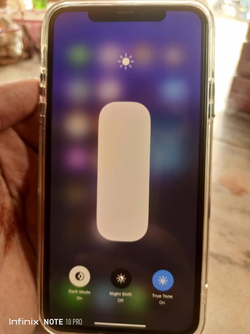 Apple iPhone 11 Pro Max 6