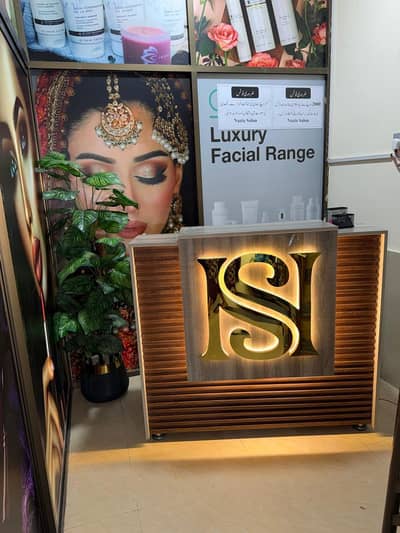 Running luxury salon for sale