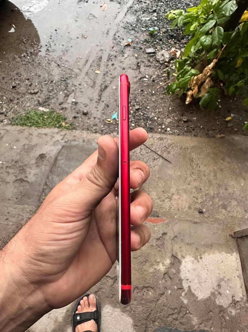 Apple iPhone 7 Plus 3