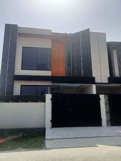 House For sale in Rahim yar khan