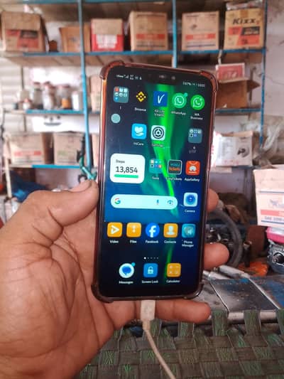 Honor 8C