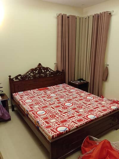 Molty Foam Double Bed Mattress (78x72, 6 Inch) - Like New Condition
