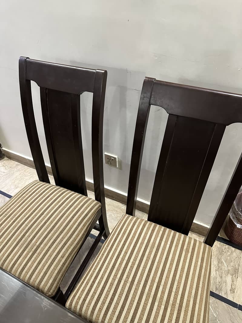 4 Seater Dinning Table 1