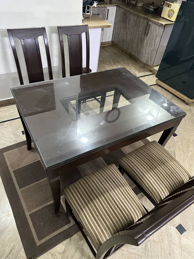 4 Seater Dinning Table 5
