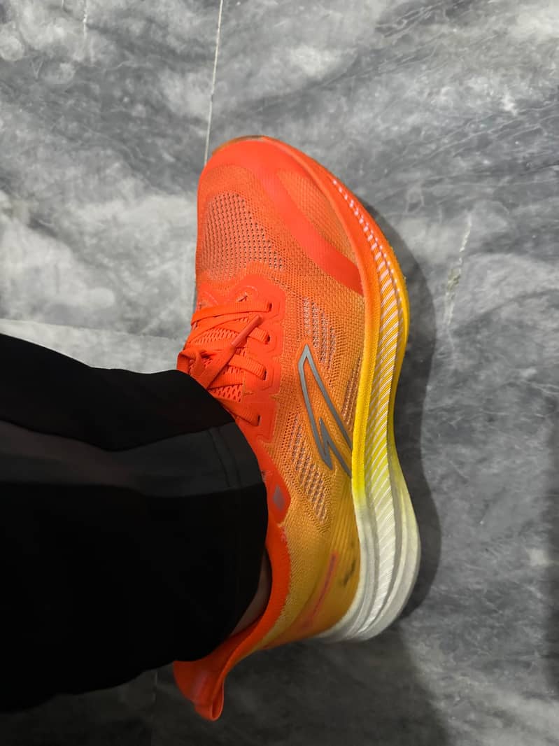 Anta super trainer 5