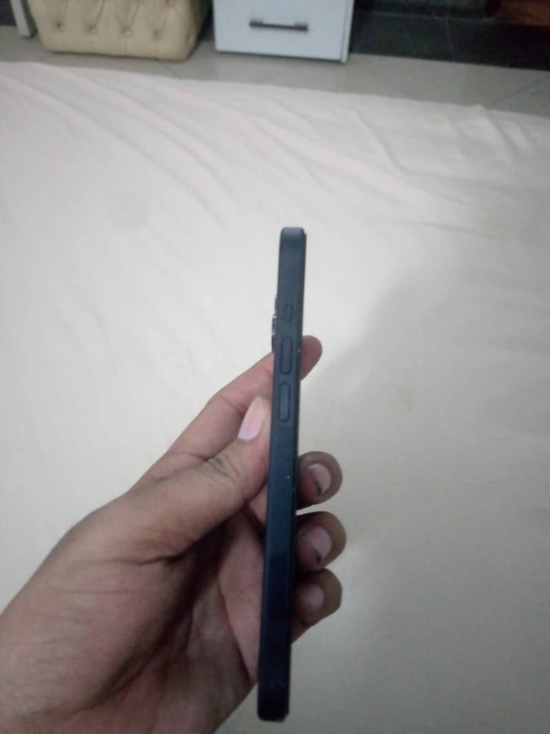 Apple iPhone 15 1