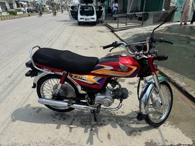 Honda CD 70 All Ok Buy and Drive Biometric on Point first owner