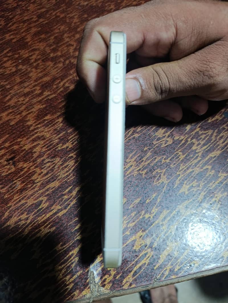 iphone 5se 3