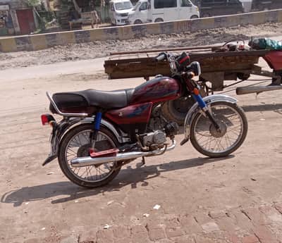 HONDA CD 70