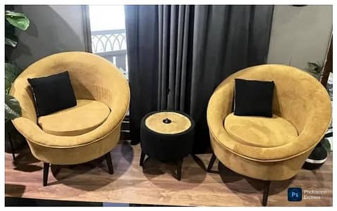 Sofa Chairs With Round table