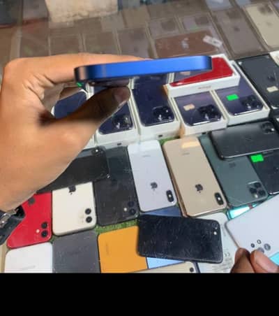 Apple iPhone 12