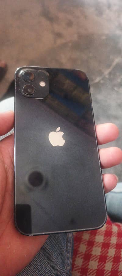 Apple iPhone 12