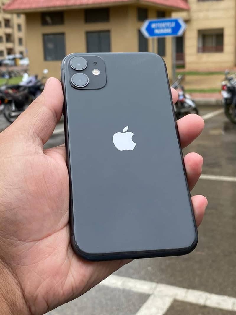Apple iPhone 11 0