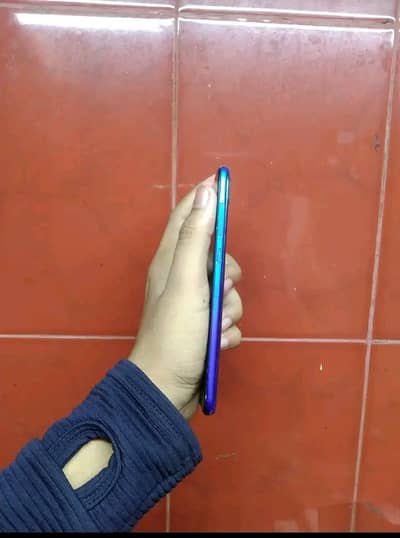 Huawei Y7