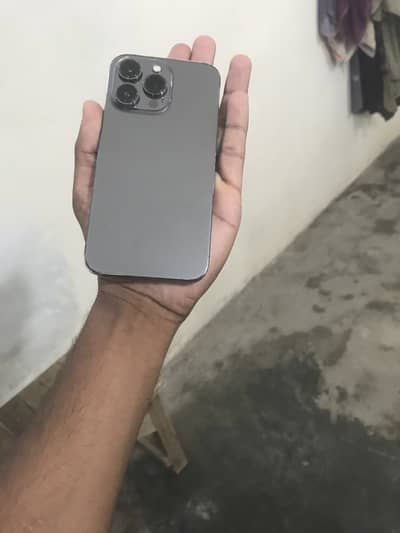 Apple iPhone 13 Pro