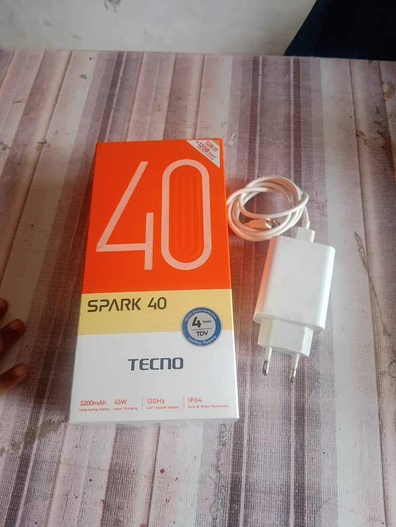 tecno spark 40 1