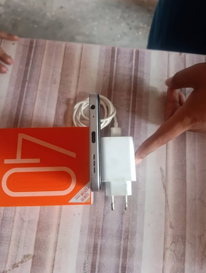 tecno spark 40 6