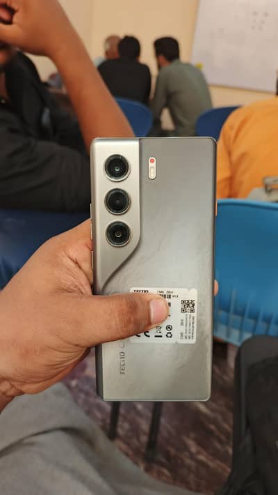 Tecno CAMON 40 Pro