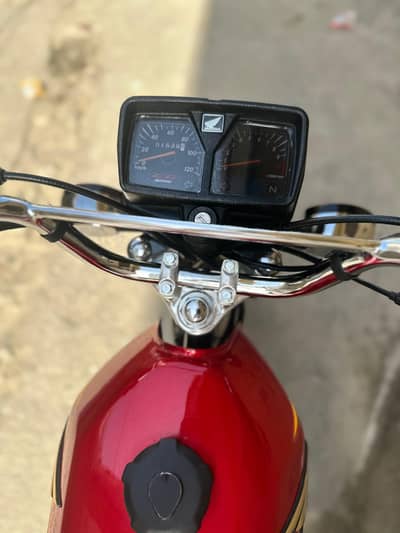 Honda 125 26 Model 1700 KM DRIVEN