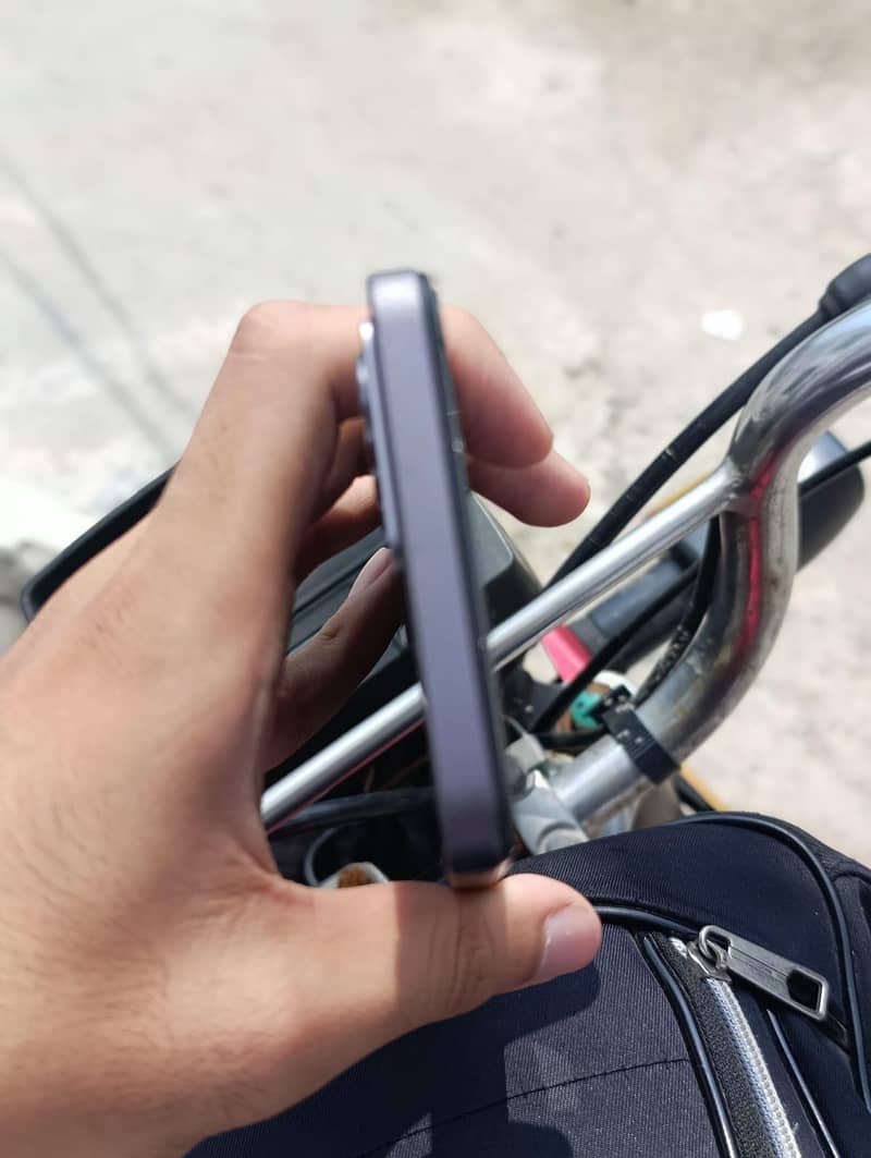 Realme C75 3