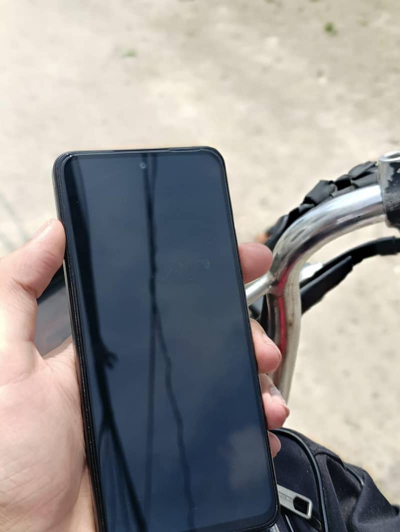 Realme C75 5