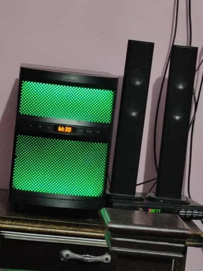 F&D woffers T200x Brand New Condition. . .