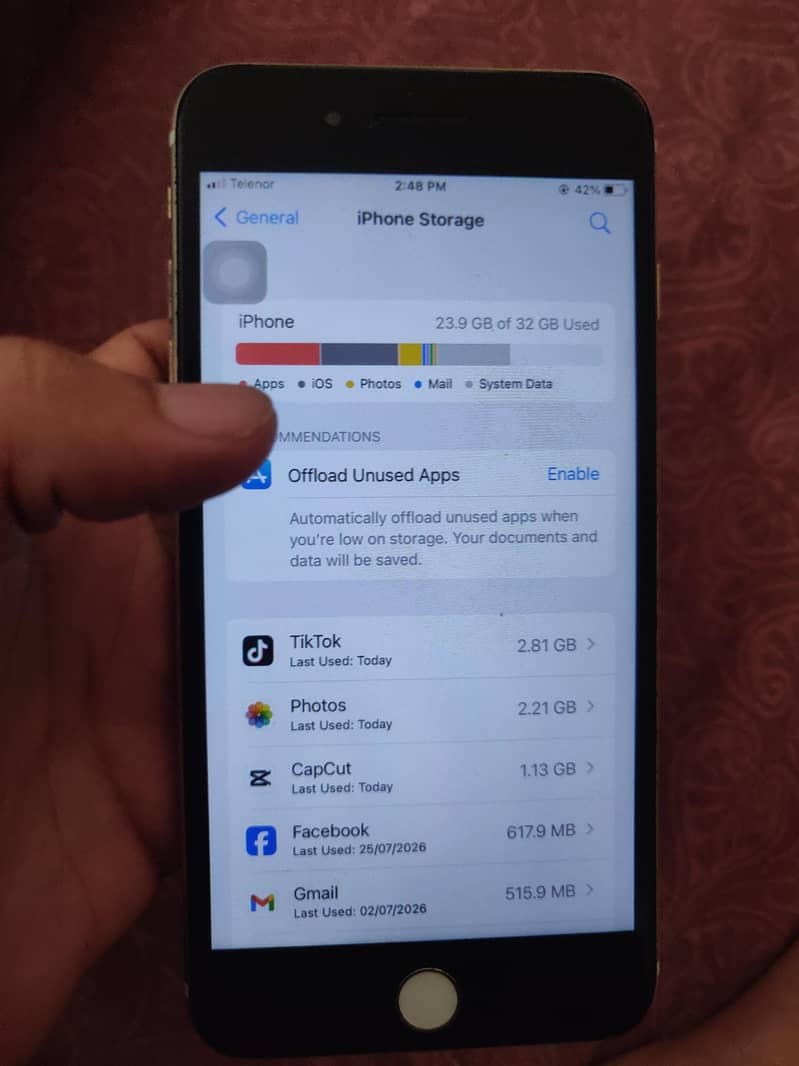 Apple iPhone 7 Plus 6