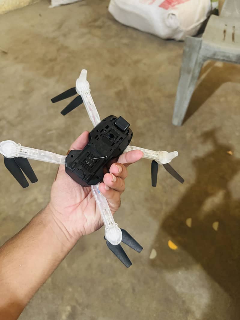 Drone e88 pro 0