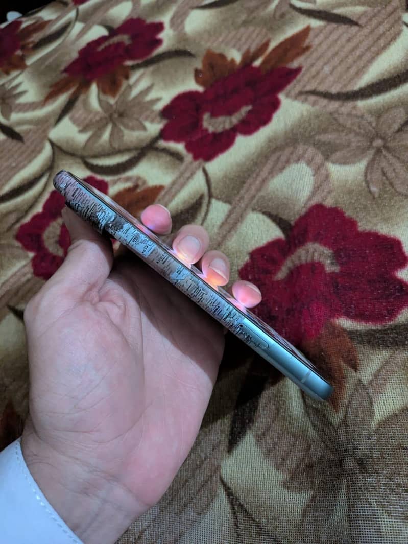 Google Pixel 8 1