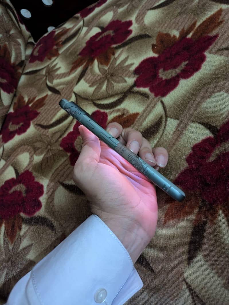 Google Pixel 8 2