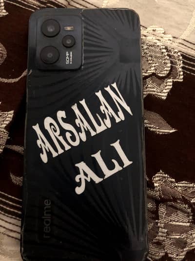 Realme C35