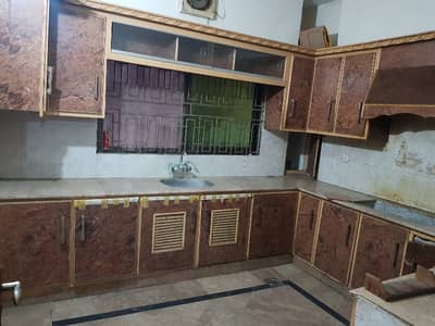 AHMED ASSOCIATES OFFERS 8 MARLA UPPER PORTION FOR RENT IN SUNNY PARK NEAR TO PCSIR PHASE 2
