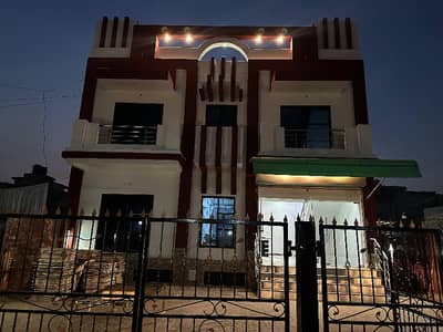 AHMED ASSOCIATES OFFERS 1 KANAL COMMERCIAL PLAZA FOR RENT IN JOHARTOWN R2 NEAR TO SHUKAT KHANUM HOSPITAL LAHORE.