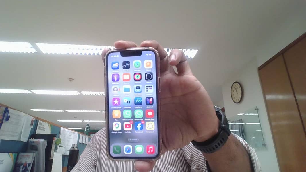 Apple iPhone 13 mini 2