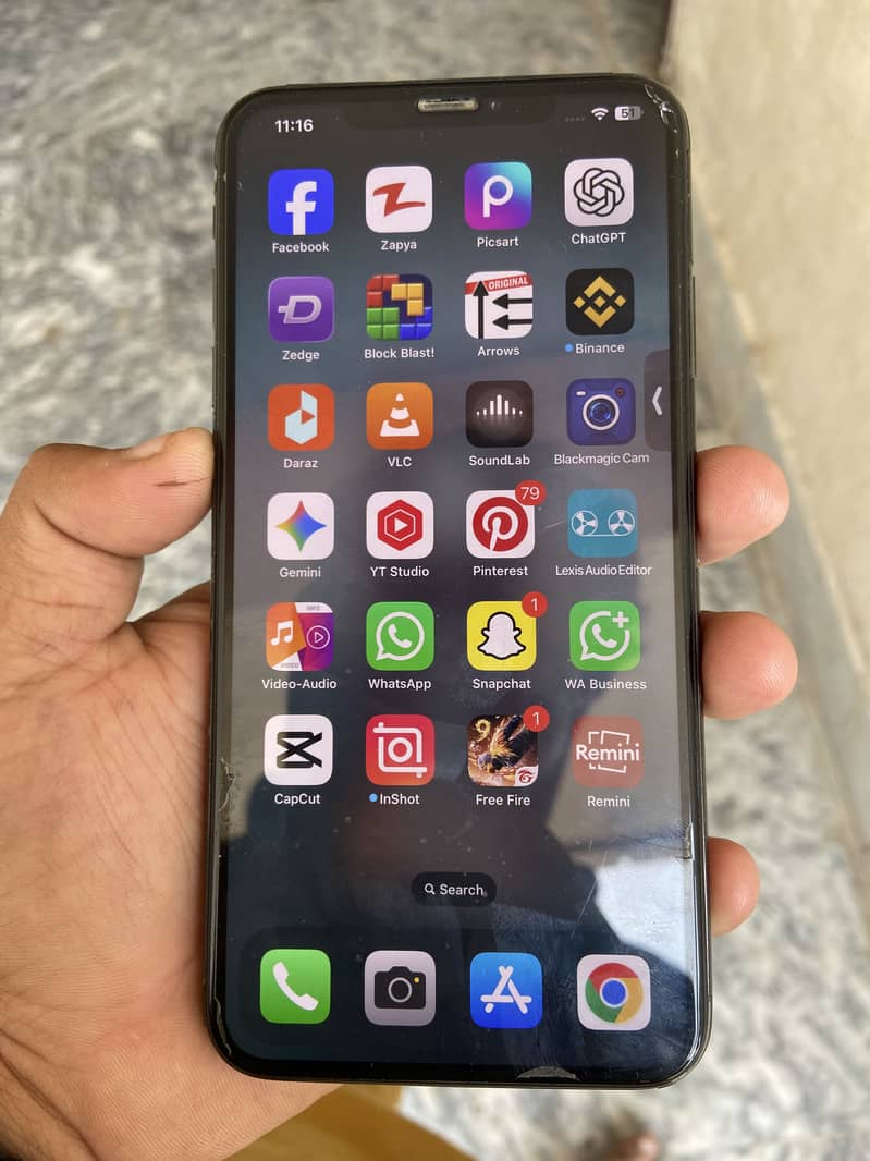 iPhone XS Max 1