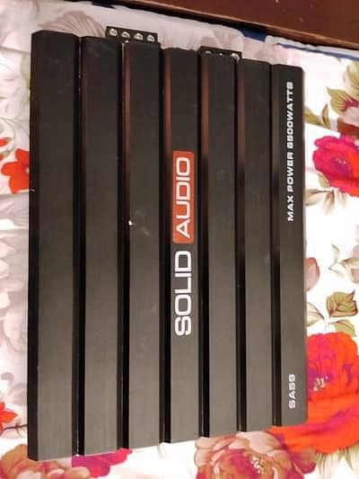 2 amplifier solidaudio and 2 basser 1 jbl 1 nakamichi