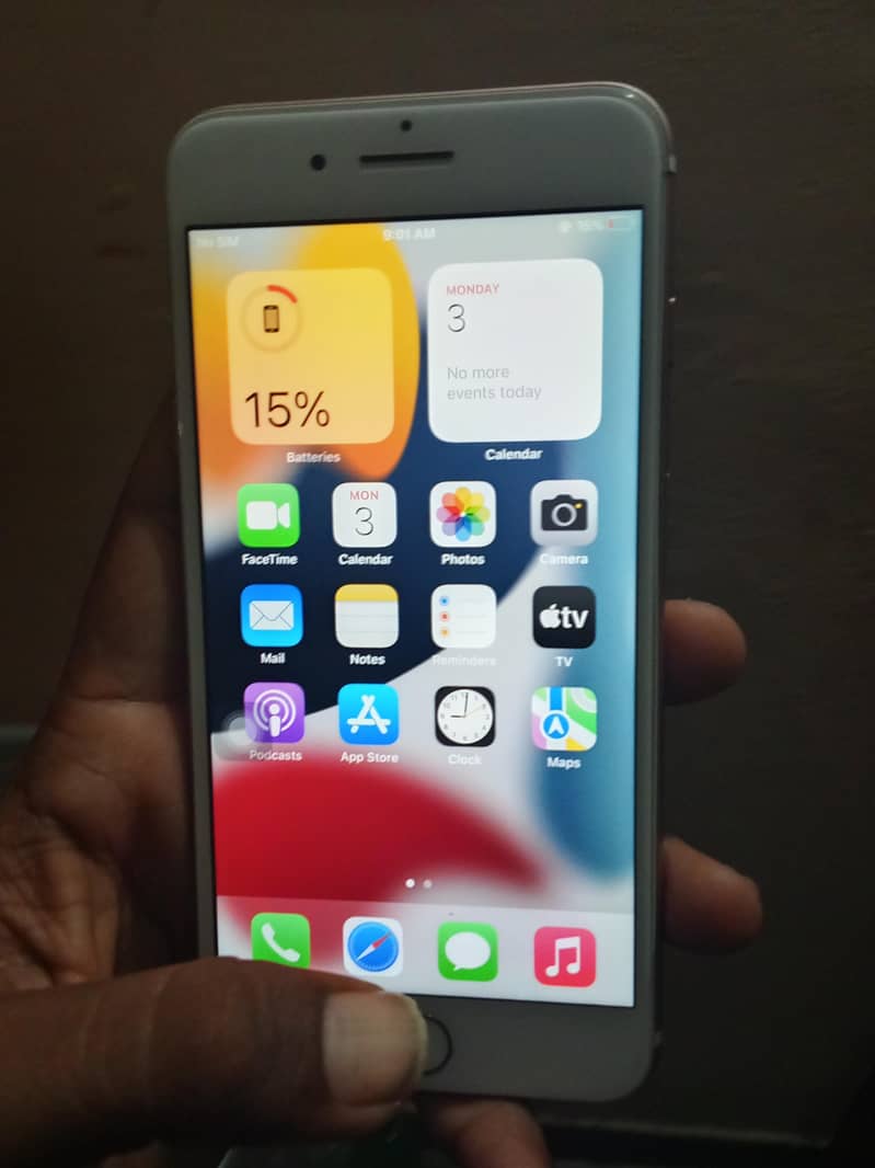 Apple iPhone 7 Plus 3