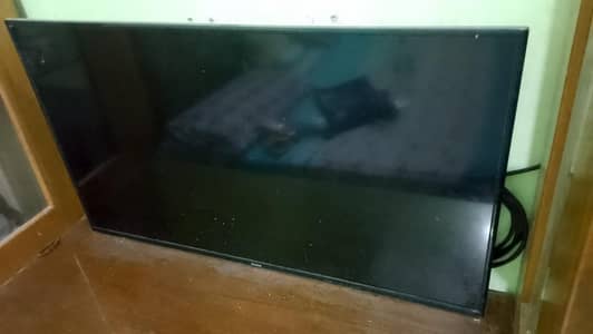 Haier LED tv 42" Normal Led Only connected mira cast