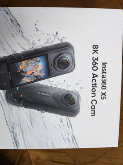 insta 360 x5 in brand new condition, just 4 days used.