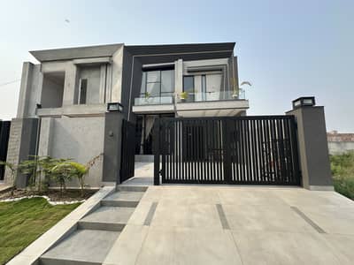10 Marla Brand New House For Rent Available