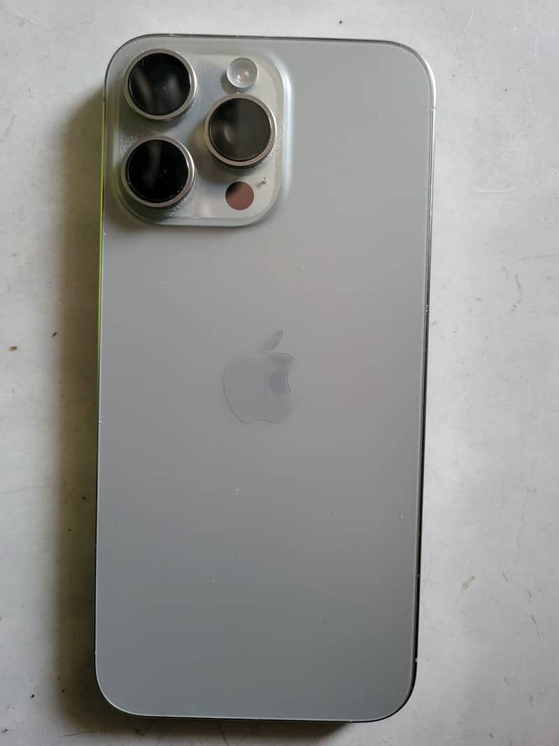 Iphone 15 pro max 0