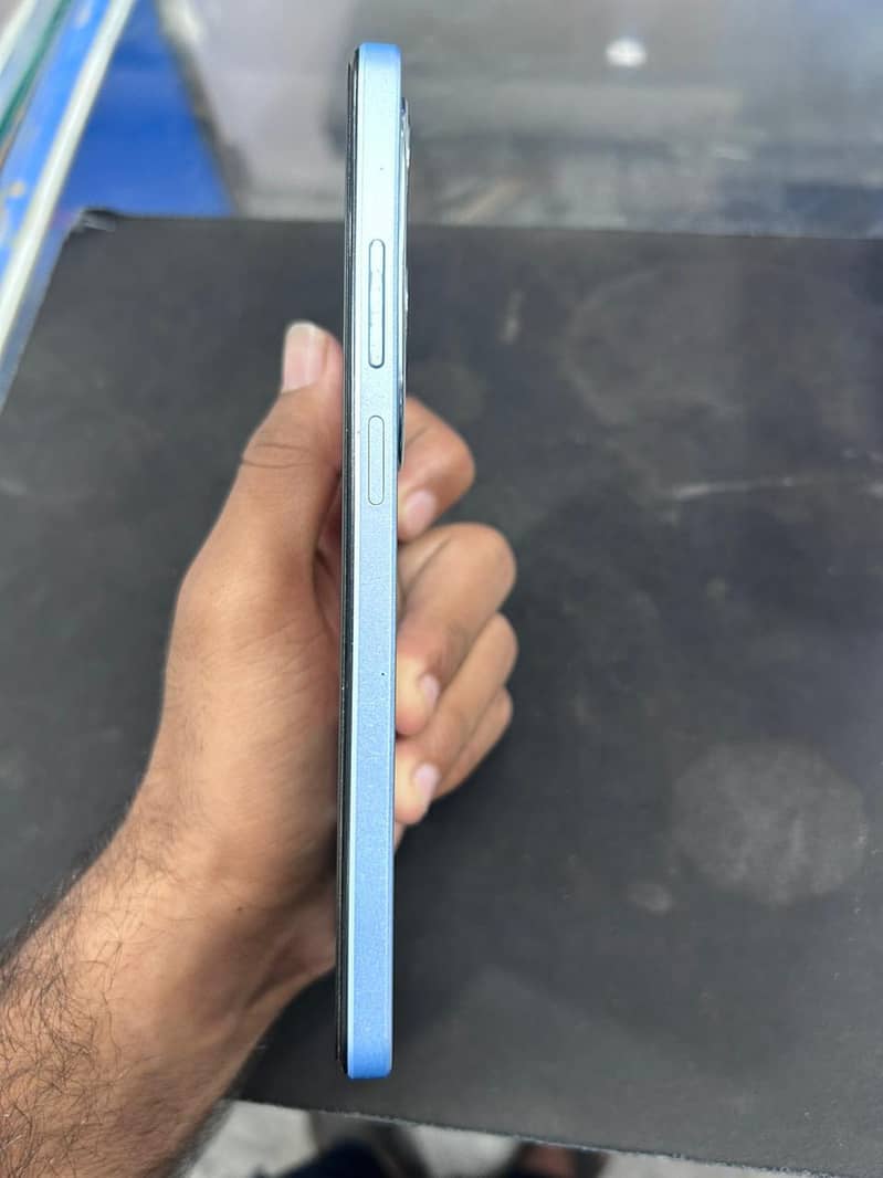 OPPO A60 4