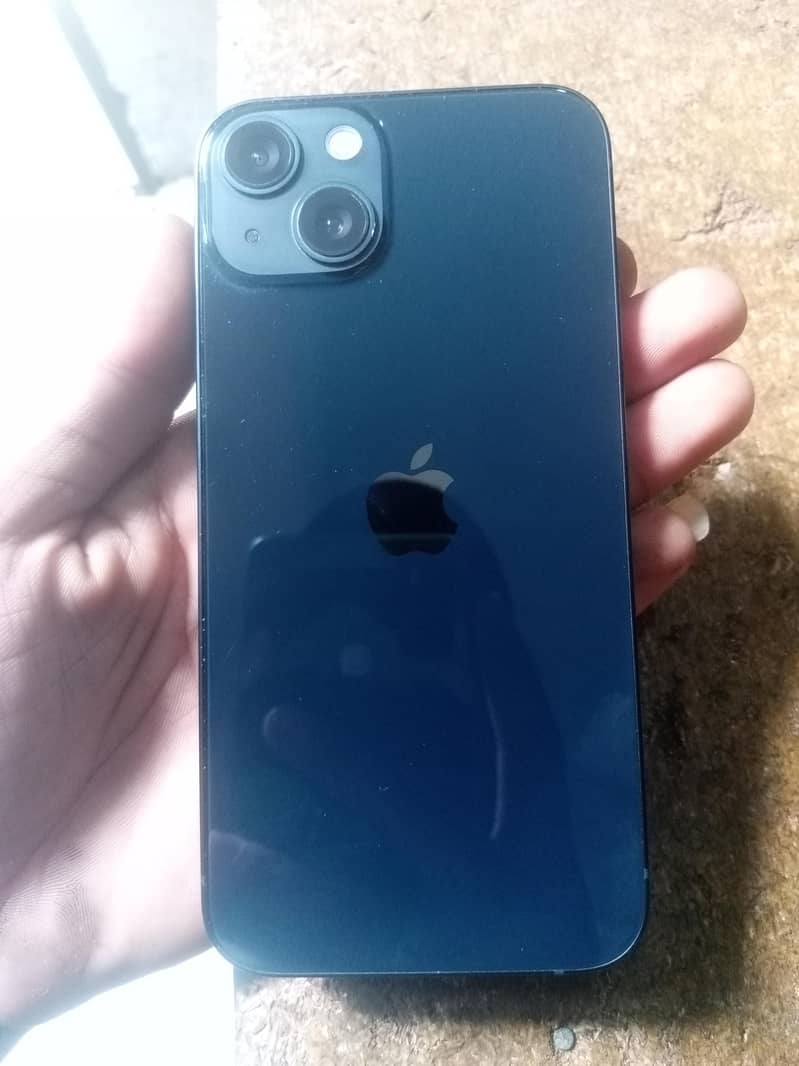 Apple iPhone 13 1