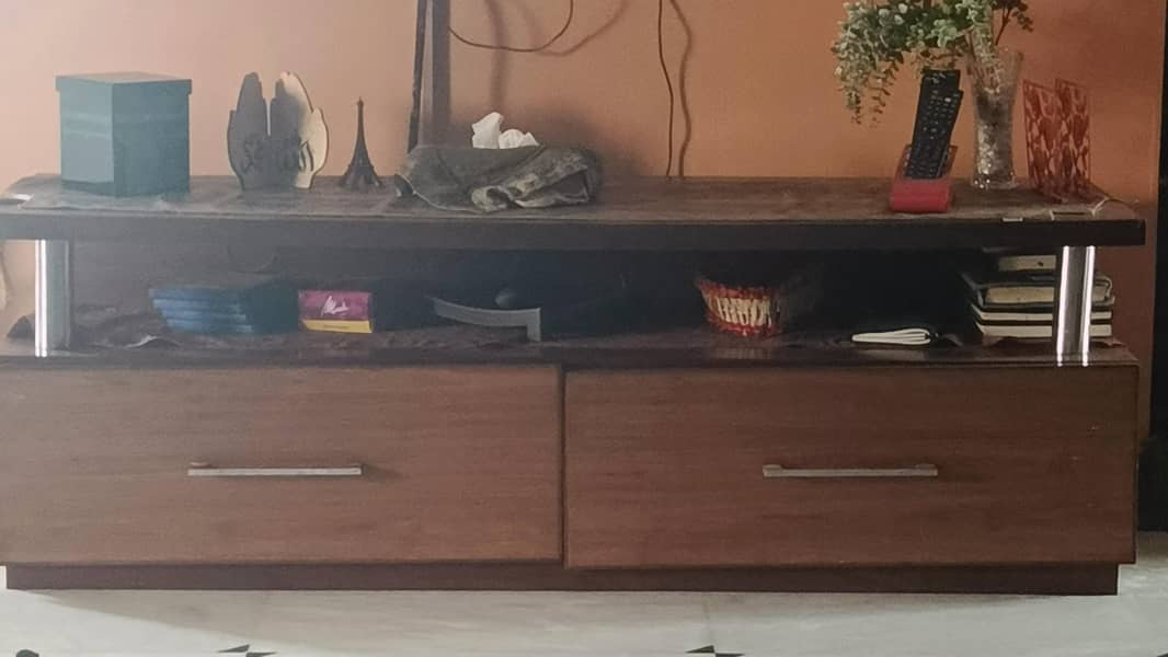 tv console 0