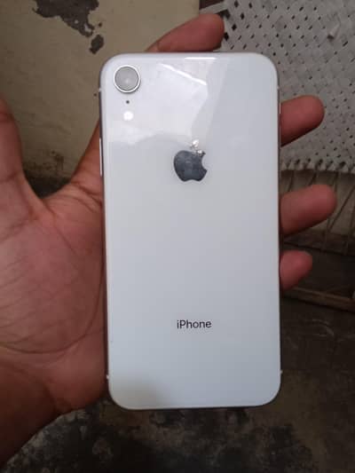 Apple iPhone XR