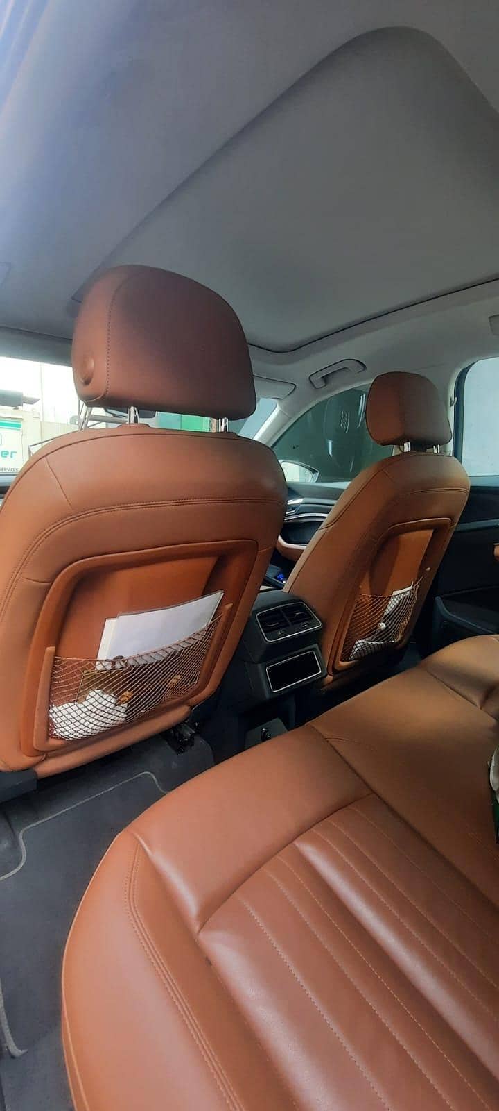 Audi E-Tron 50 5