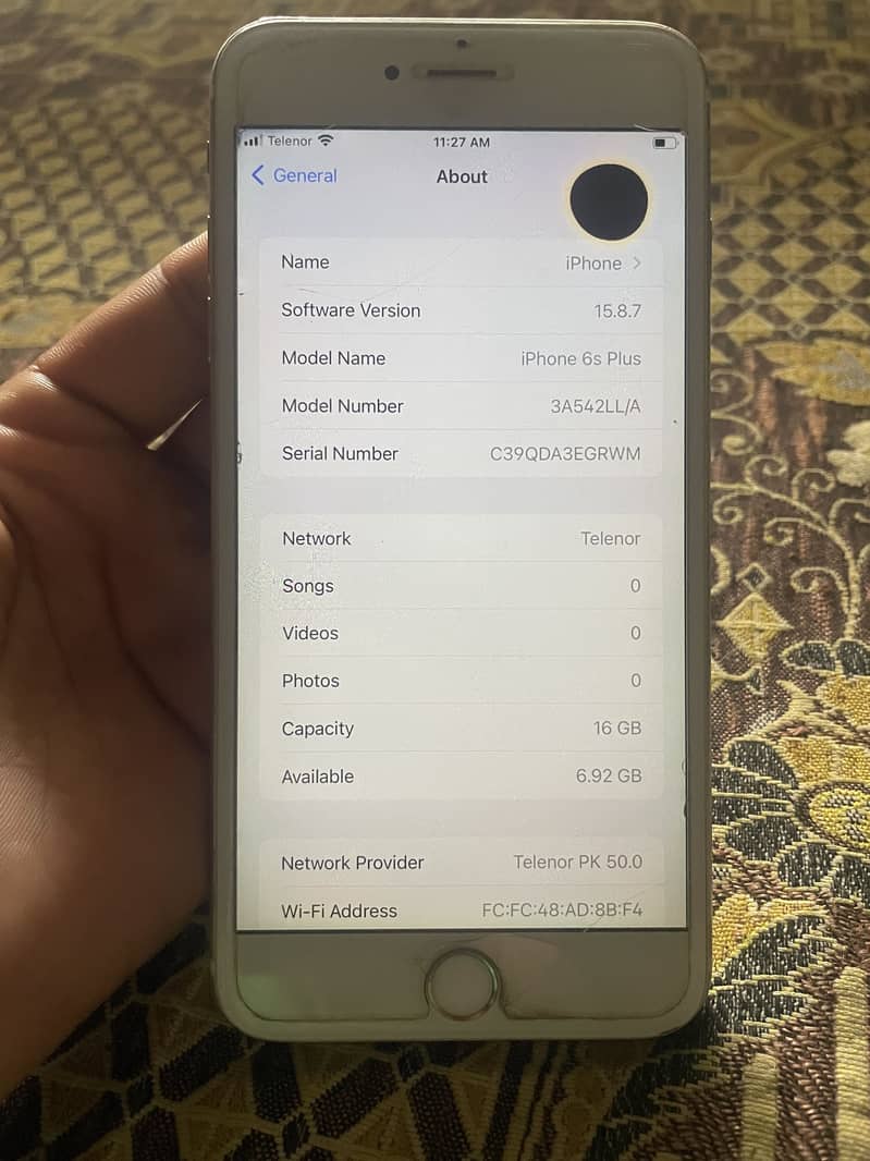 Apple iPhone 6S Plus 4
