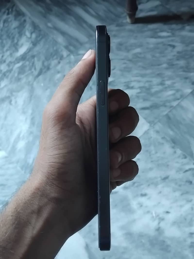Apple iPhone 12 Pro Max 0