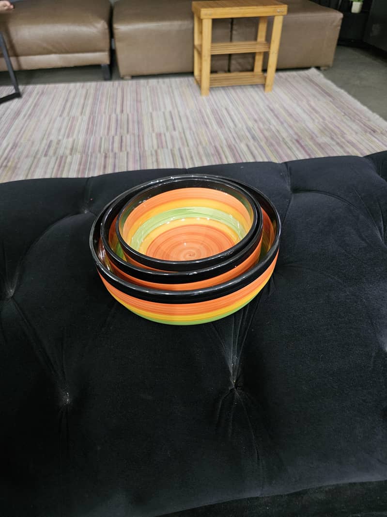 KITCHEN CROCKERY 17