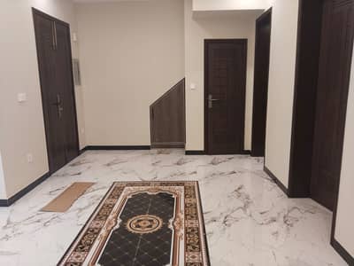 6 Marla Upper Portion Available In Izmir Town